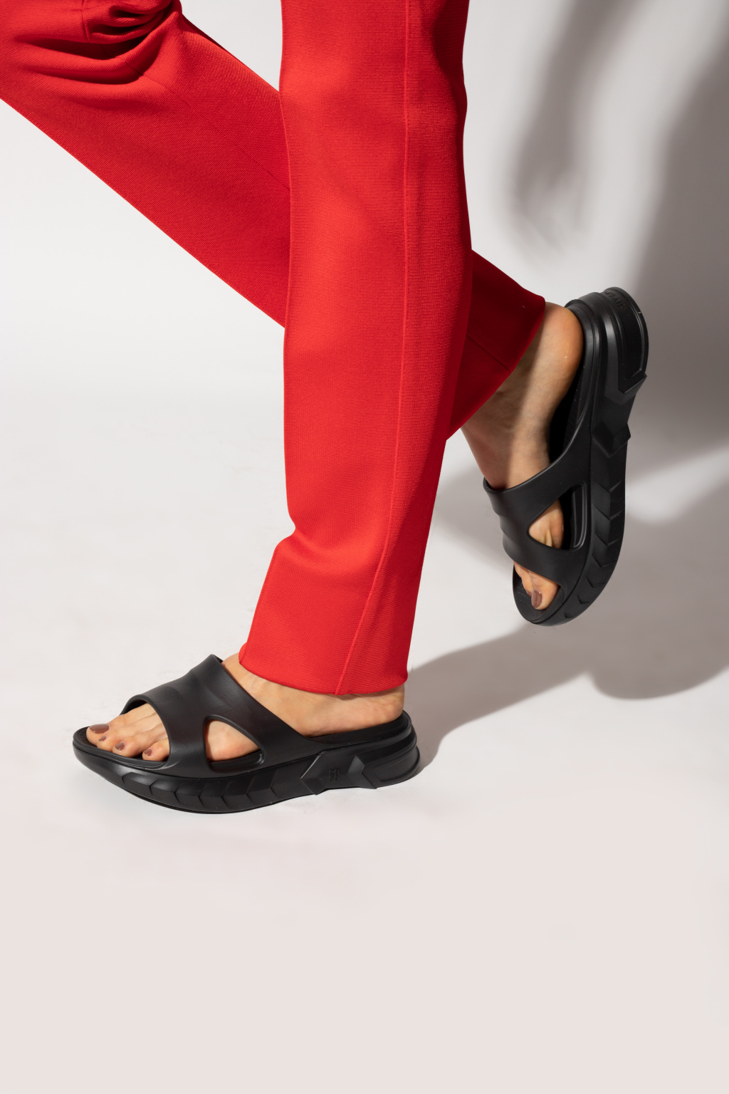 Givenchy 2024 rubber slides